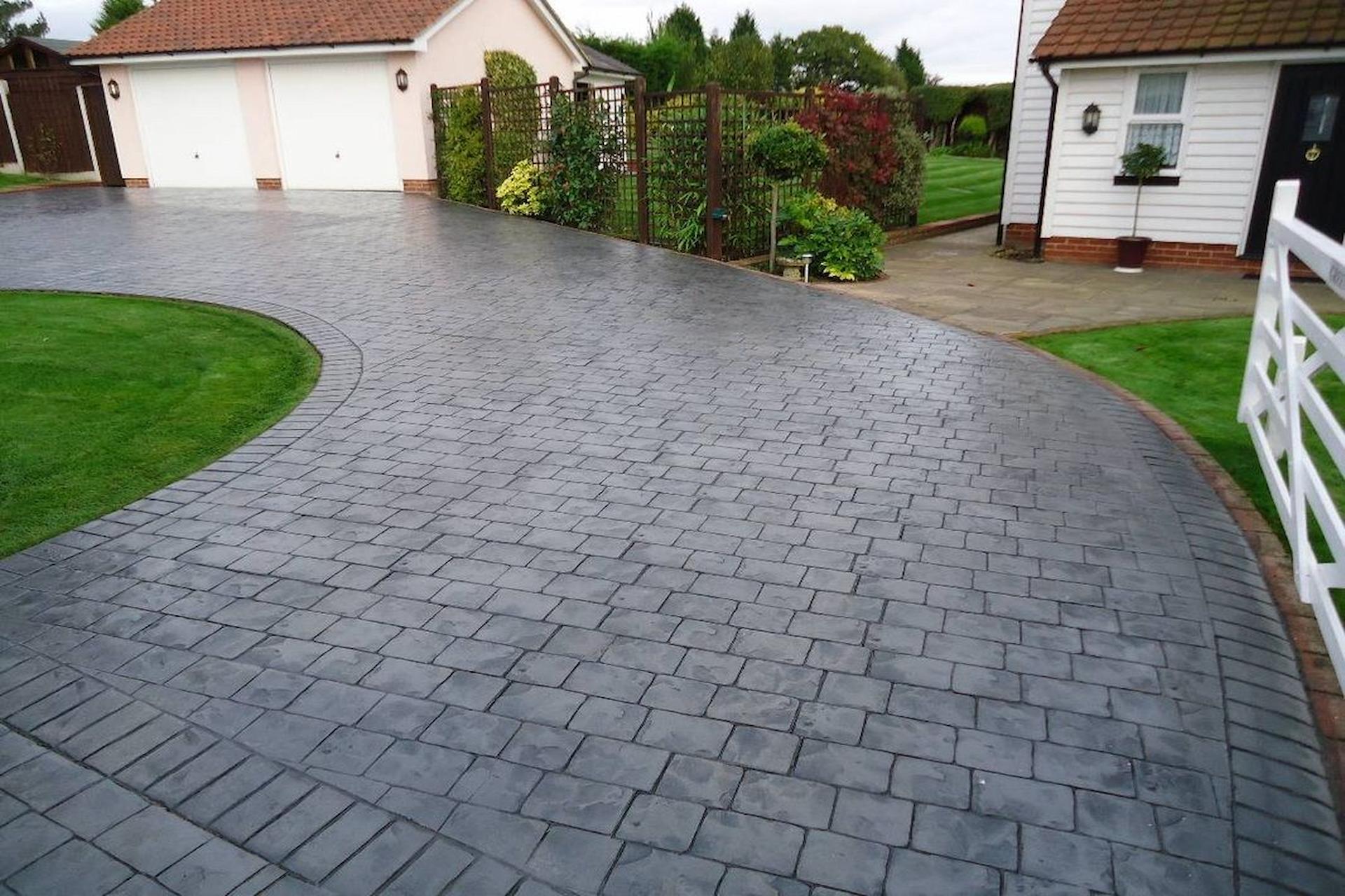 Why Should You Hire Professional Driveway Installers?