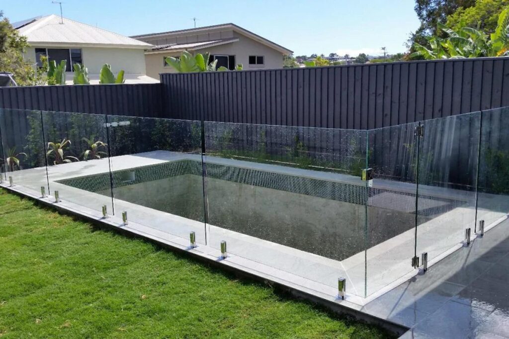 glass pool fencing