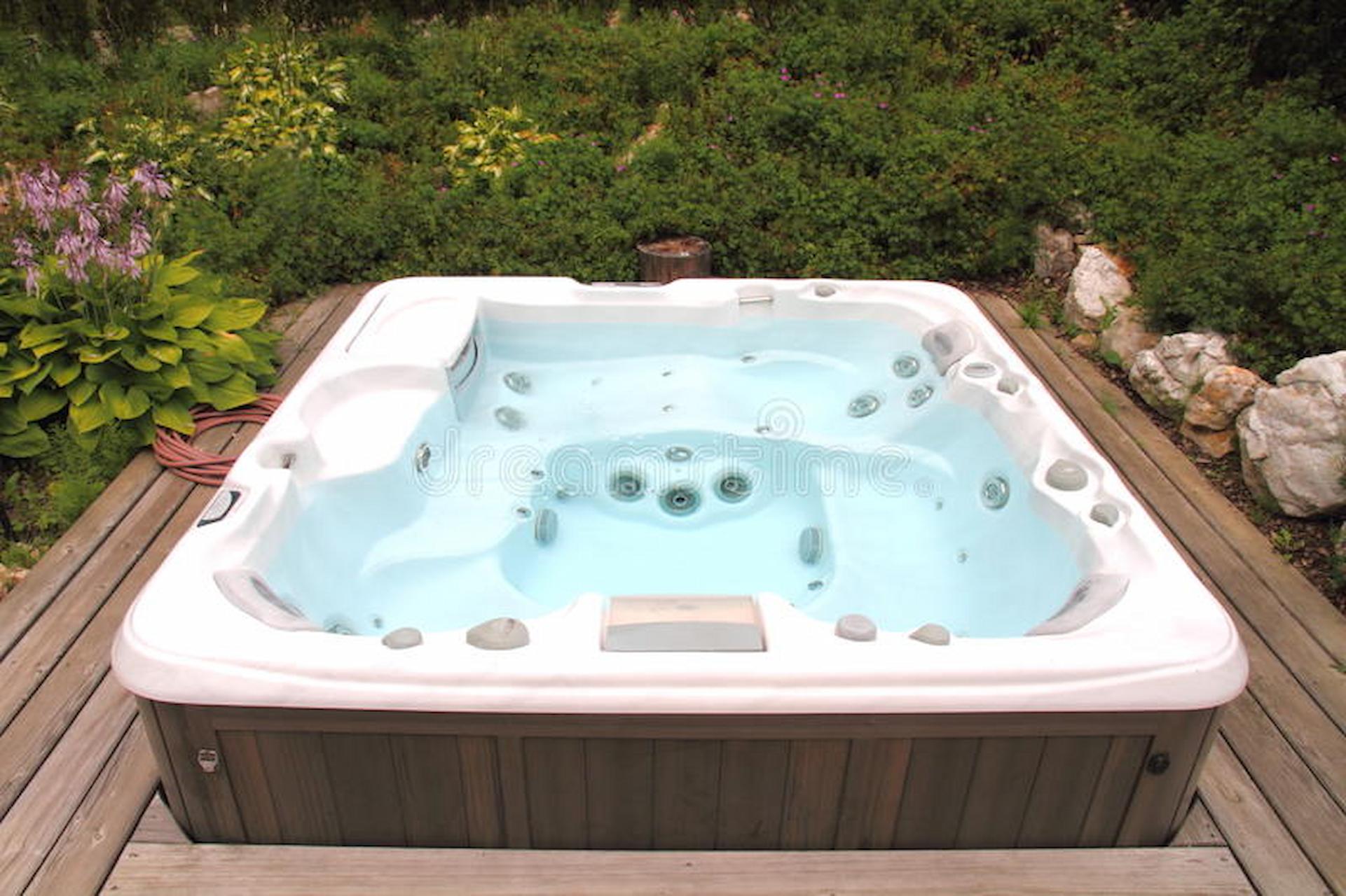 A Guide On Taking Care Of Your Hot Tubs Properly